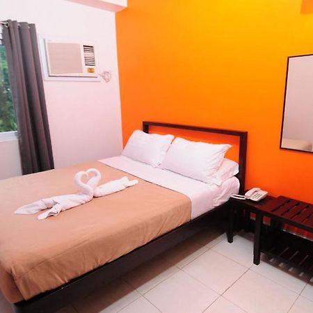 Negrense Suites Bacolod Luaran gambar