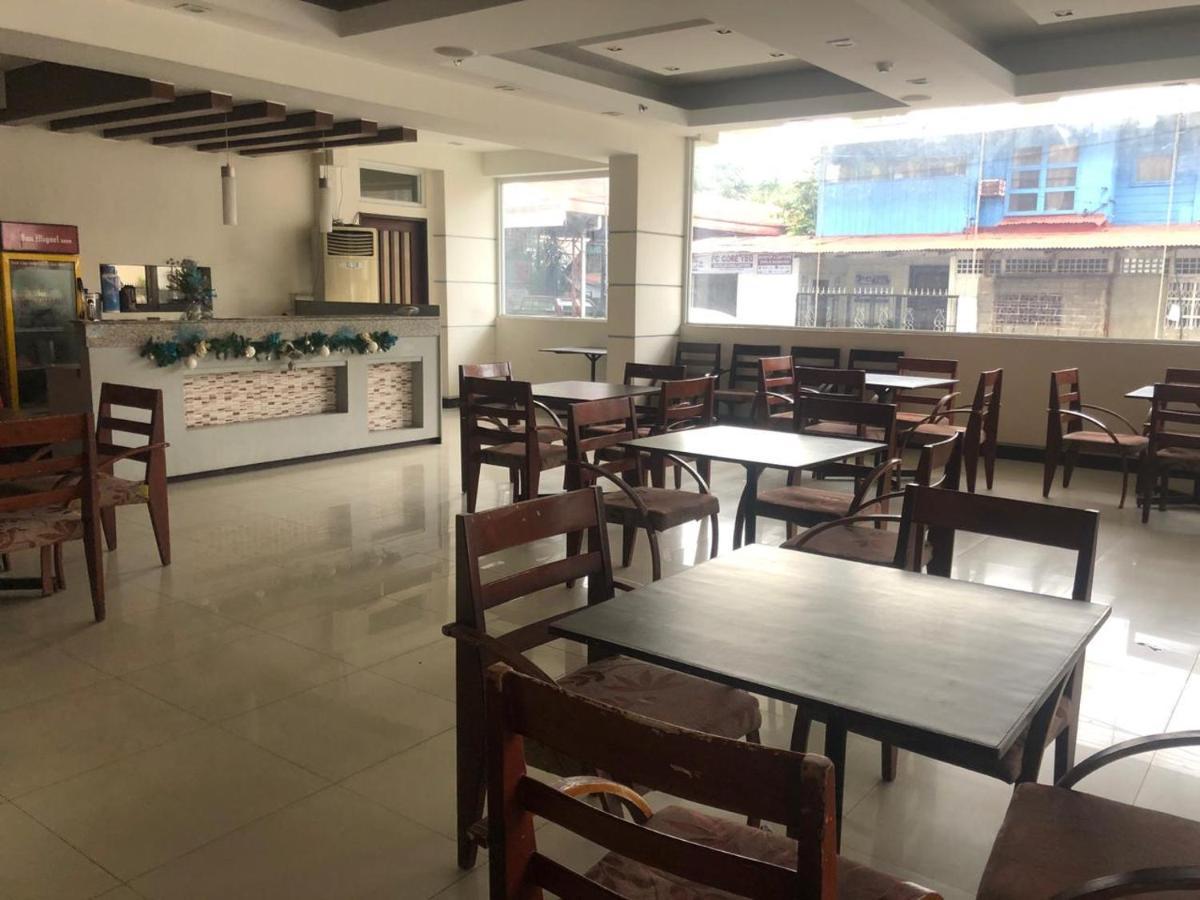 Negrense Suites Bacolod Luaran gambar